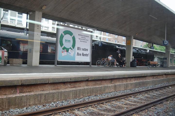 Stroomtrein Bahnhof Heidelberg.jpg